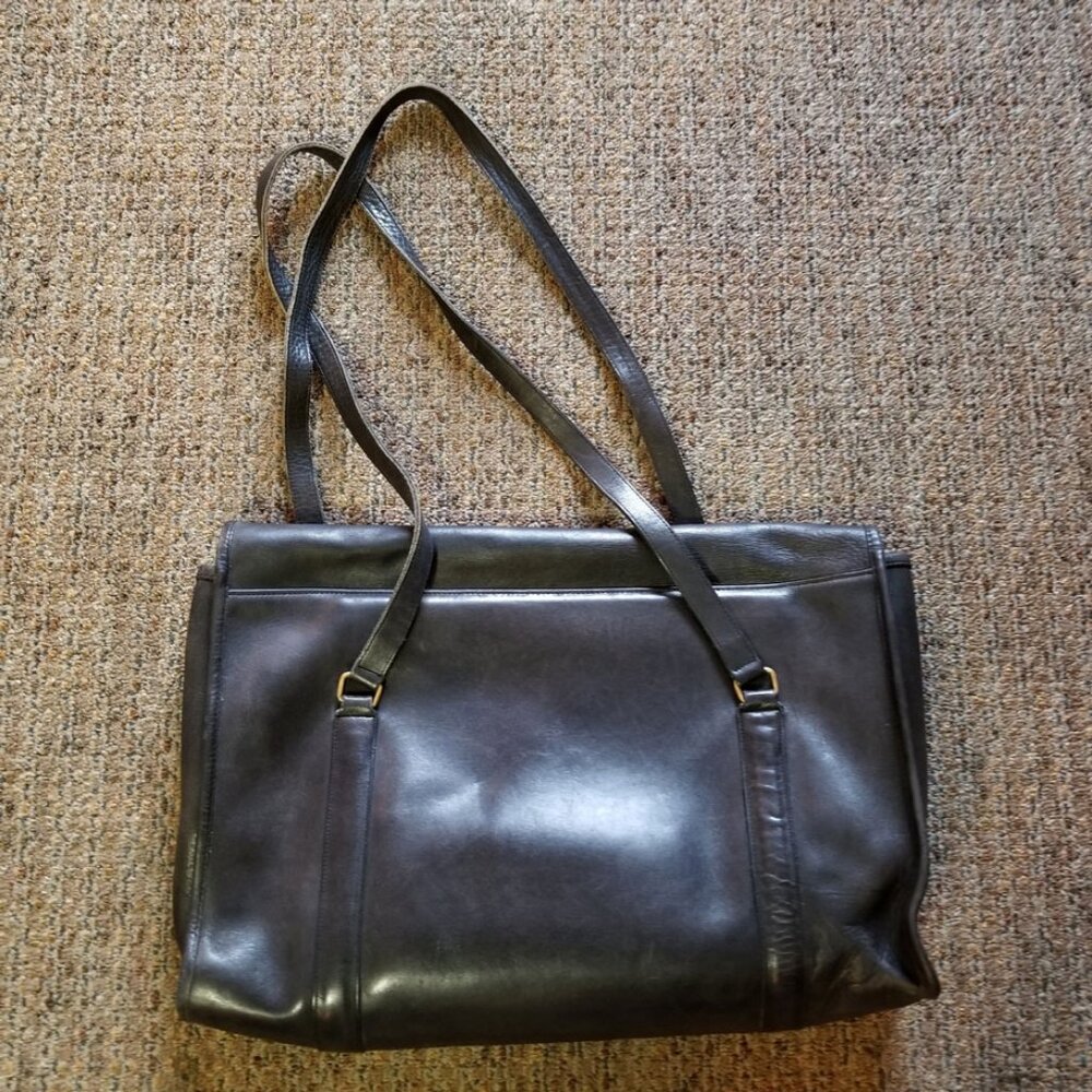 True Vintage HUGE Coach Briefcase Size Shoulder Bag - Picture 2 of 4